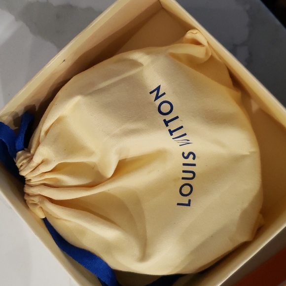 Lv belt - Picture 2 of 3